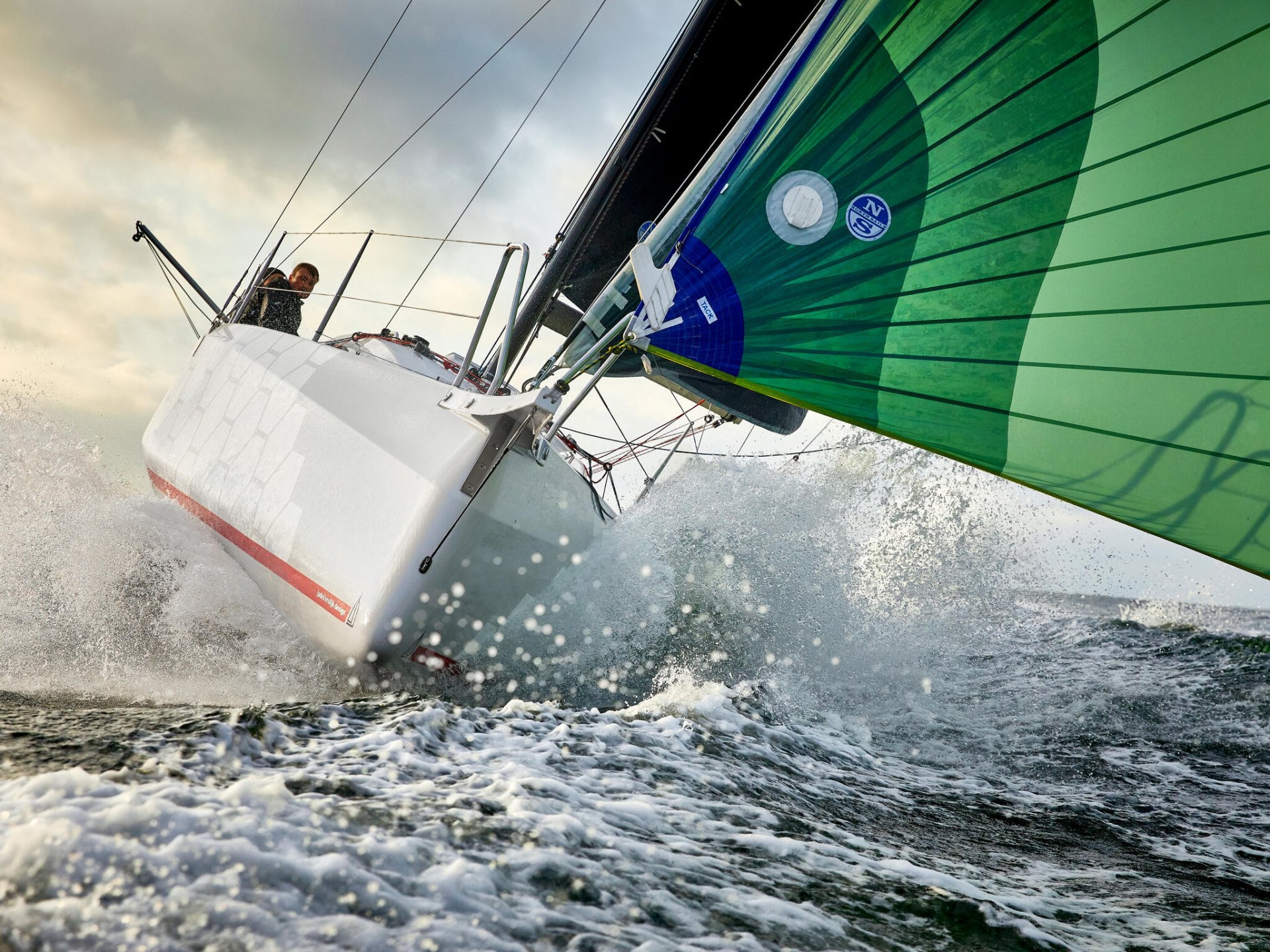 DEHLER 30 ONE DESIGN OFFSHORE Youth Sponsoring